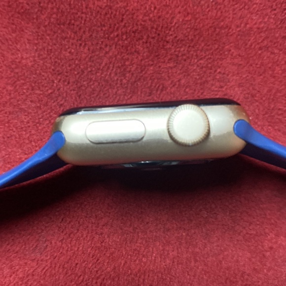 Apple iwatch series 2 - Picture 3 of 5